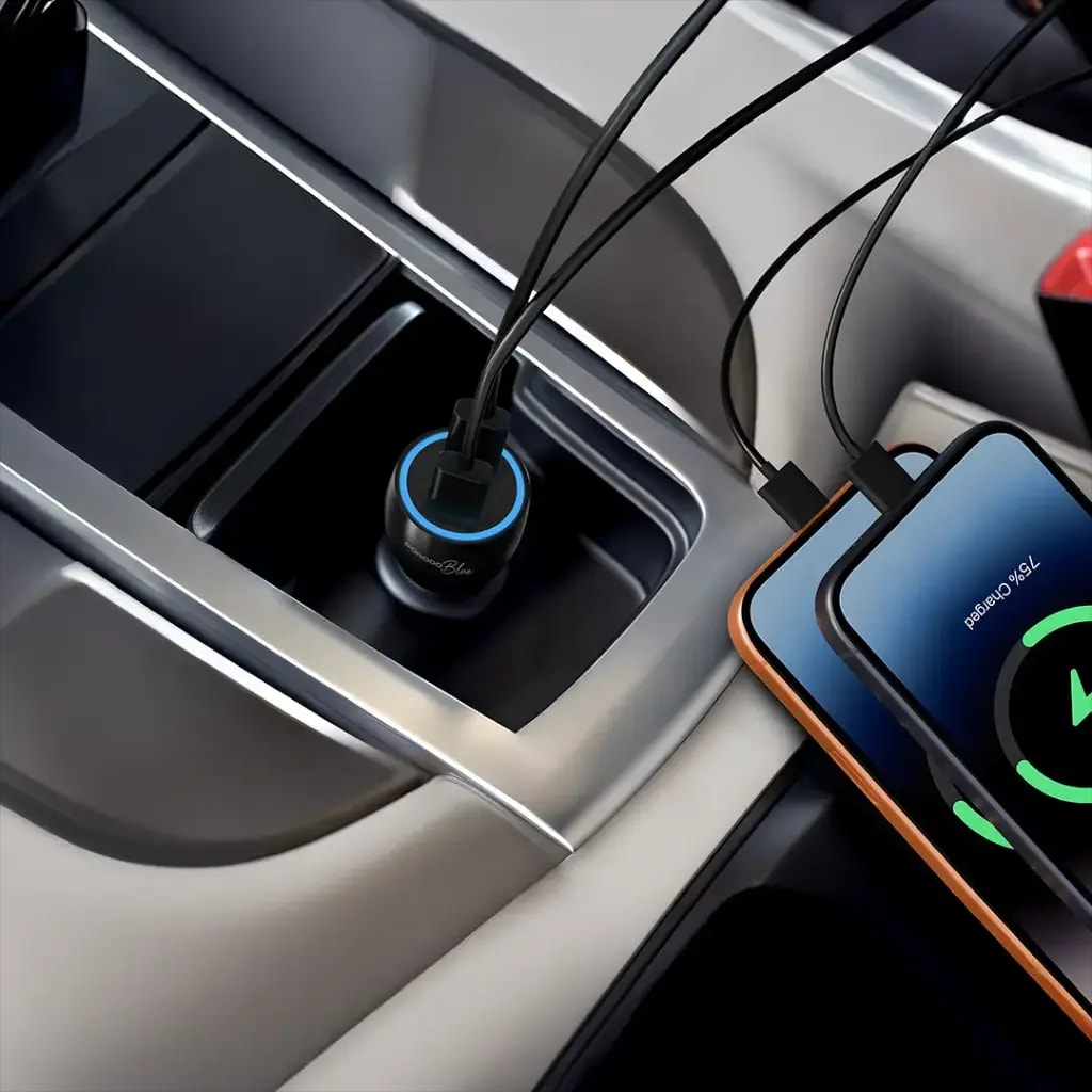 Dual Port PD 30W USB-C Car Charger 2