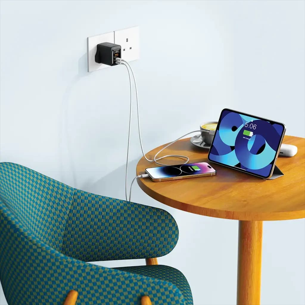Porodo GaN 65W Multi-Port Wall Charger