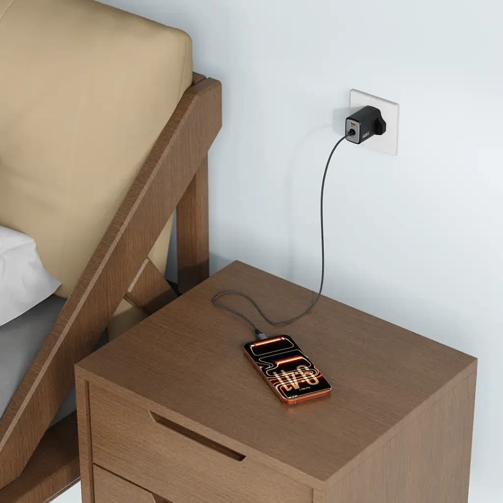 Porodo ZENTRIX 45W GaN Fast Charger with 1.5m Braided USB-C Cable