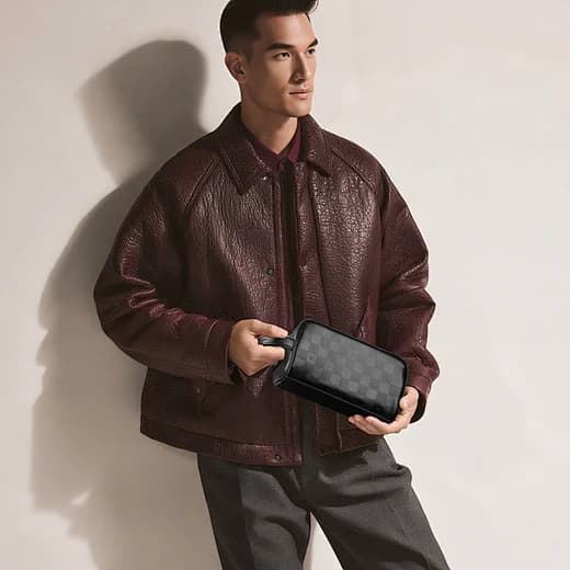 Men's Black Checkered Toiletry Bag